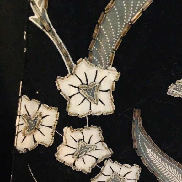 Ladies button front beaded vest - Picture 2 of 3